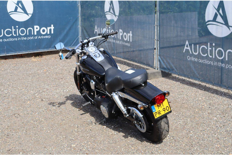 Harley-Davidson FXDF DYNA FAT BOB - אופנוע: תמונה 4 Harley-Davidson FXDF DYNA FAT BOB - אופנוע: תמונה 4