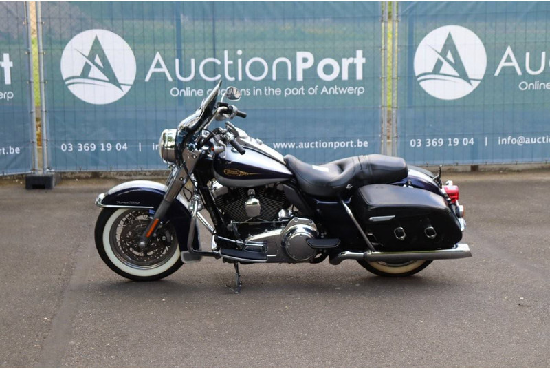 Harley-Davidson Road King Classic TOuring - אופנוע: תמונה 2 Harley-Davidson Road King Classic TOuring - אופנוע: תמונה 2