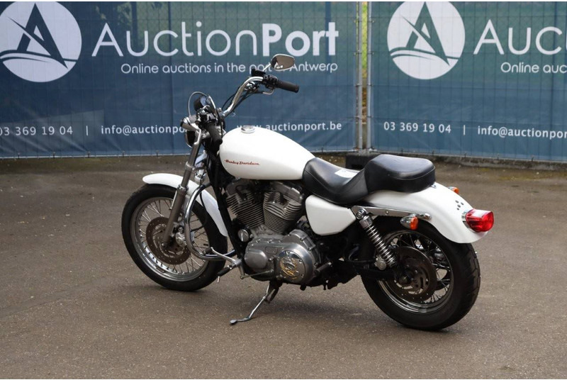 Harley-Davidson Sporster XL883 - אופנוע: תמונה 3 Harley-Davidson Sporster XL883 - אופנוע: תמונה 3