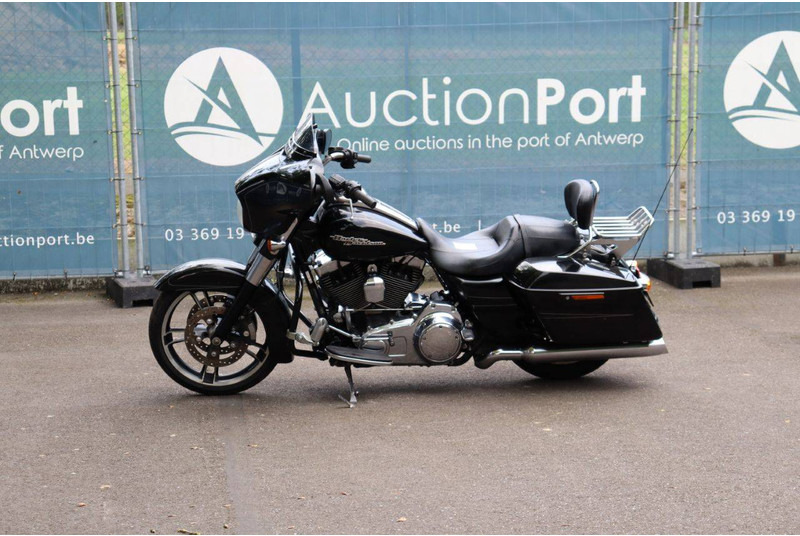 Harley-Davidson Street Glide - אופנוע: תמונה 1 Harley-Davidson Street Glide - אופנוע: תמונה 1
