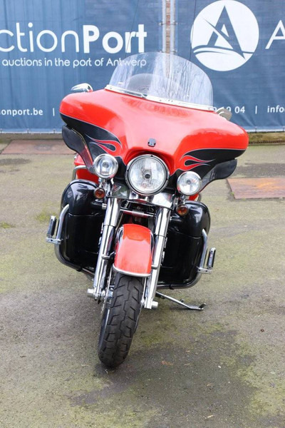 אופנוע Harley-Davidson Ultra Classic CVO: תמונה 8