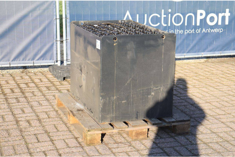 Hawker 80V 4 PZS 620 - מצבר: תמונה 1 Hawker 80V 4 PZS 620 - מצבר: תמונה 1