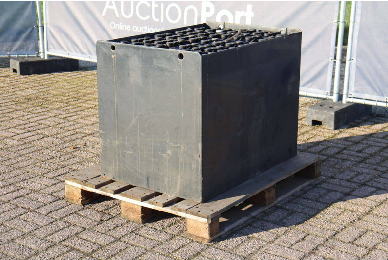 Hawker 80V 4 PZS 620 - מצבר: תמונה 3 Hawker 80V 4 PZS 620 - מצבר: תמונה 3