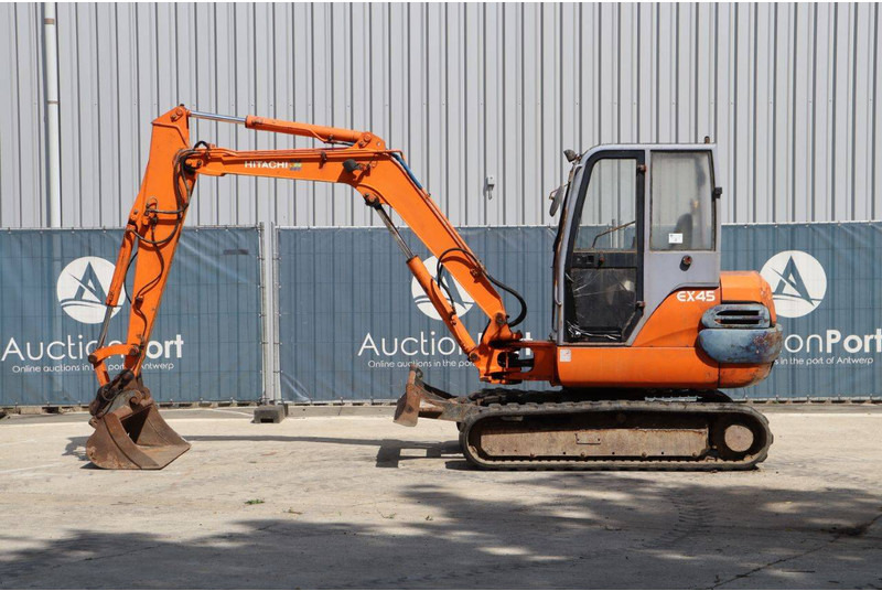 Hitachi EX45.2 - מחפר סורק: תמונה 2 Hitachi EX45.2 - מחפר סורק: תמונה 2