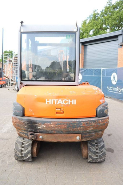 Hitachi ZX35 - מחפר סורק: תמונה 4 Hitachi ZX35 - מחפר סורק: תמונה 4