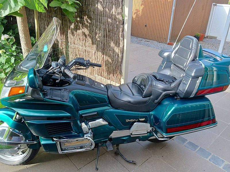 Honda 'Goldwing 20th anniversary (special edition) - אופנוע: תמונה 1 Honda 'Goldwing 20th anniversary (special edition) - אופנוע: תמונה 1