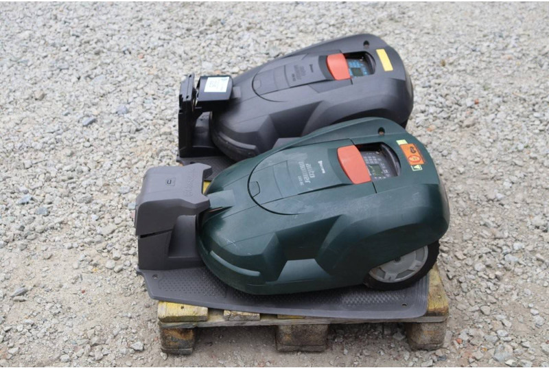 Husqvarna Automower - מכסחת גינה: תמונה 5 Husqvarna Automower - מכסחת גינה: תמונה 5