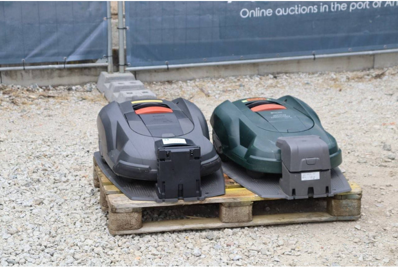Husqvarna Automower - מכסחת גינה: תמונה 1 Husqvarna Automower - מכסחת גינה: תמונה 1