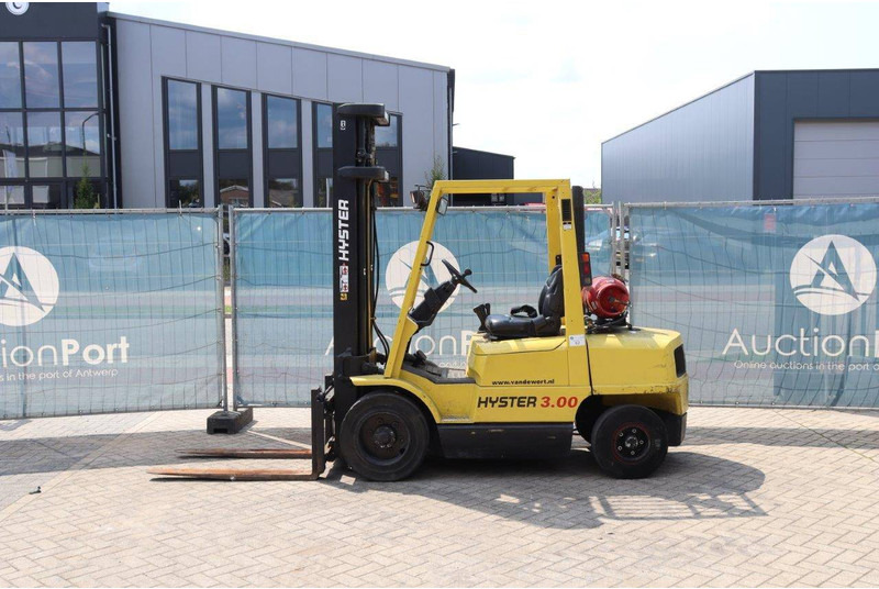 Hyster H3.20XM - מלגזת LPG: תמונה 2 Hyster H3.20XM - מלגזת LPG: תמונה 2