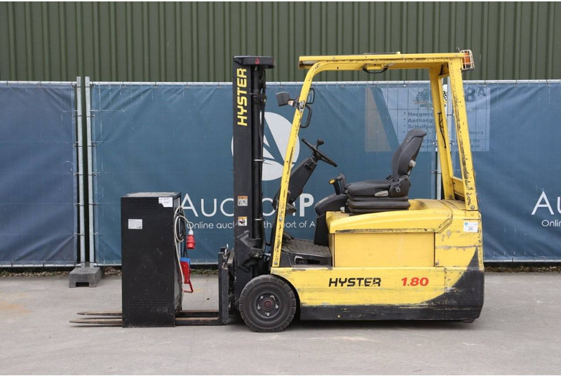 Hyster J1.80 XMT - מלגזה חשמלית: תמונה 2 Hyster J1.80 XMT - מלגזה חשמלית: תמונה 2