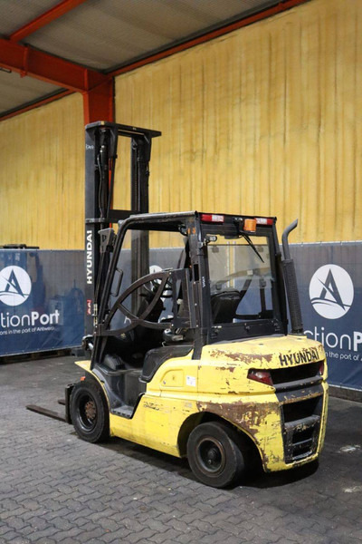 Hyundai 25D-9 - מלגזת סולר: תמונה 4 Hyundai 25D-9 - מלגזת סולר: תמונה 4