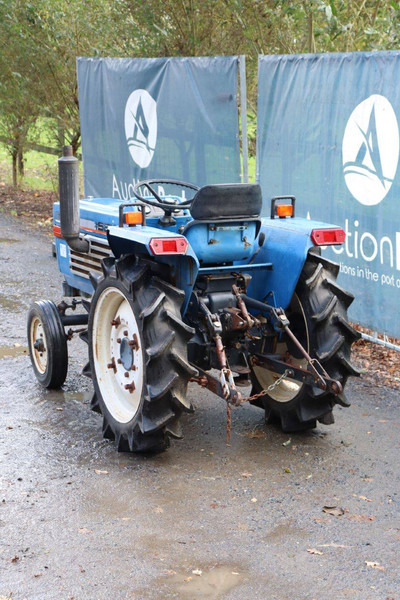 Iseki TU1900 - טרקטור חקלאי: תמונה 4 Iseki TU1900 - טרקטור חקלאי: תמונה 4