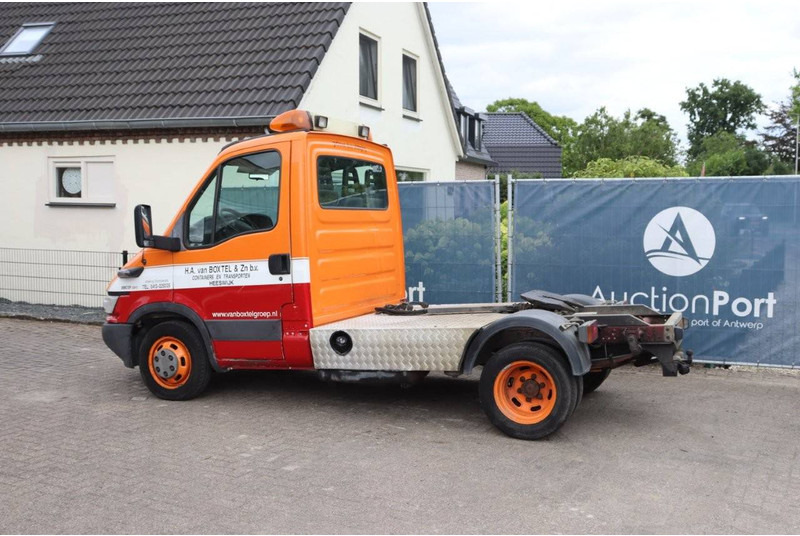 Iveco 35C17 - מוביל מכולות/ משאית החלפת גוף: תמונה 3 Iveco 35C17 - מוביל מכולות/ משאית החלפת גוף: תמונה 3