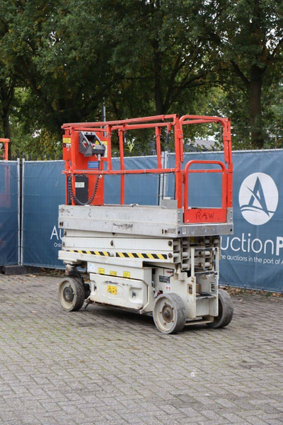 JLG 2030 ES - מעלית מספריים: תמונה 4 JLG 2030 ES - מעלית מספריים: תמונה 4