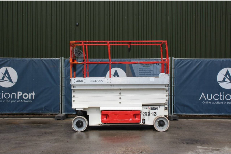 JLG 3246ES - מעלית מספריים: תמונה 2 JLG 3246ES - מעלית מספריים: תמונה 2