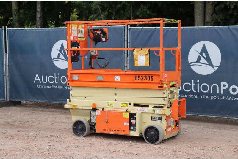 JLG R6 - מעלית מספריים: תמונה 3 JLG R6 - מעלית מספריים: תמונה 3