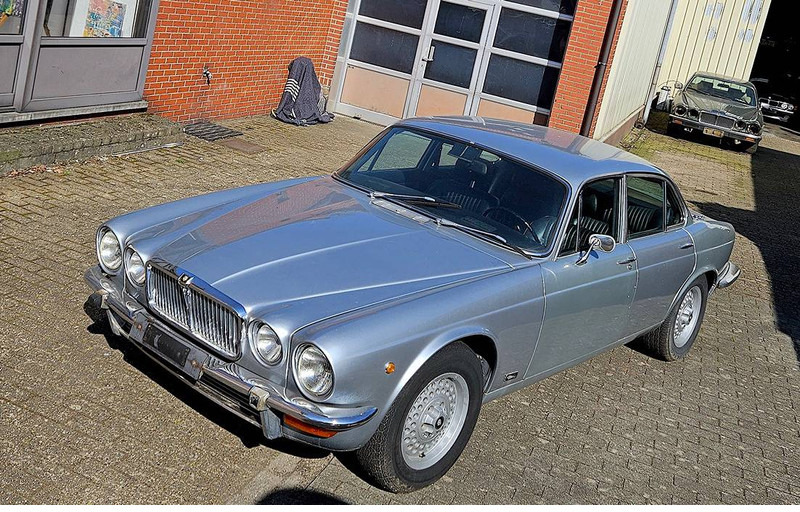 Jaguar XJ (series II) 6 Automatic - סדאן: תמונה 2 Jaguar XJ (series II) 6 Automatic - סדאן: תמונה 2