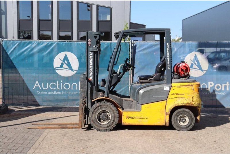 Jungheinrich TFG 425 - מלגזת LPG: תמונה 2 Jungheinrich TFG 425 - מלגזת LPG: תמונה 2
