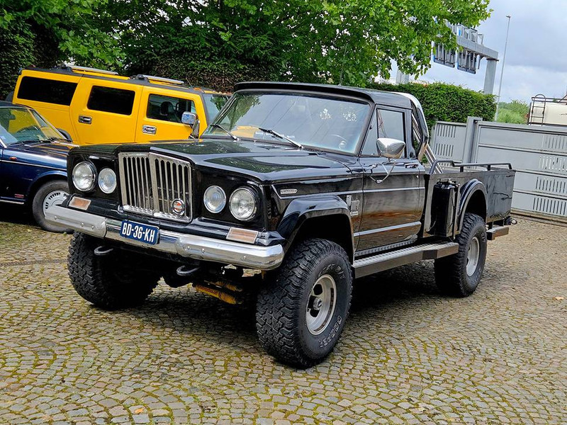 Kaiser Gladiator j-3700 - מכונית: תמונה 1 Kaiser Gladiator j-3700 - מכונית: תמונה 1