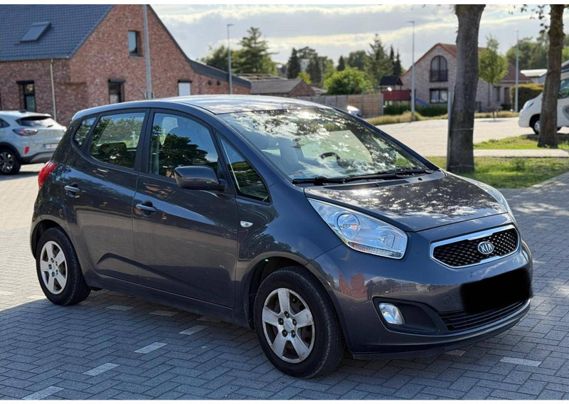 Kia Venga (I) 1.4 CVVT - סדאן: תמונה 4 Kia Venga (I) 1.4 CVVT - סדאן: תמונה 4