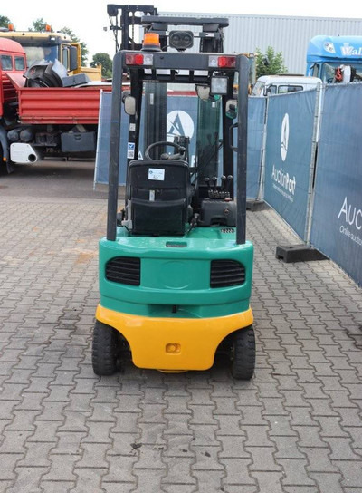 Komatsu FB20-2R - מלגזה חשמלית: תמונה 4 Komatsu FB20-2R - מלגזה חשמלית: תמונה 4