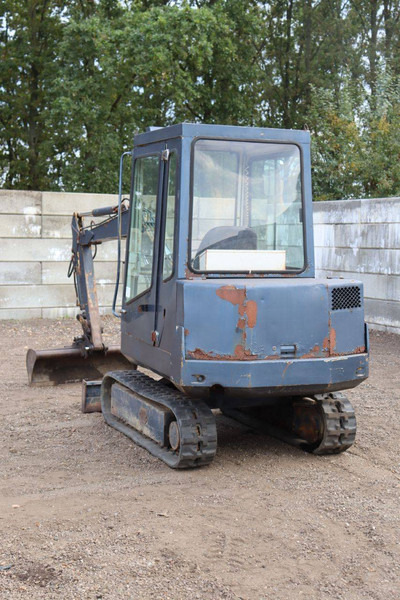 Komatsu PC10-6 - מחפר סורק: תמונה 4 Komatsu PC10-6 - מחפר סורק: תמונה 4