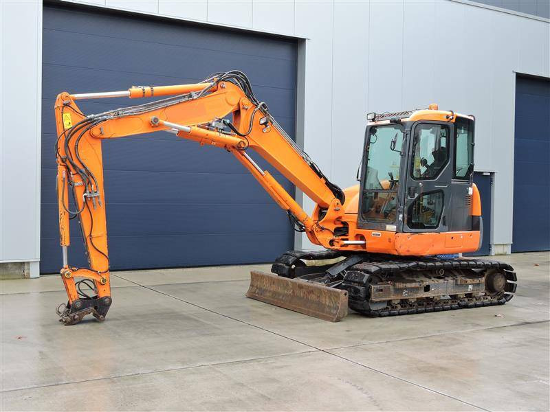 Komatsu PC80 - מחפר סורק: תמונה 2 Komatsu PC80 - מחפר סורק: תמונה 2