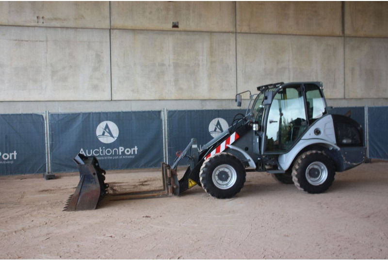 Kramer 8085 - מעמיס גלגלים: תמונה 1 Kramer 8085 - מעמיס גלגלים: תמונה 1