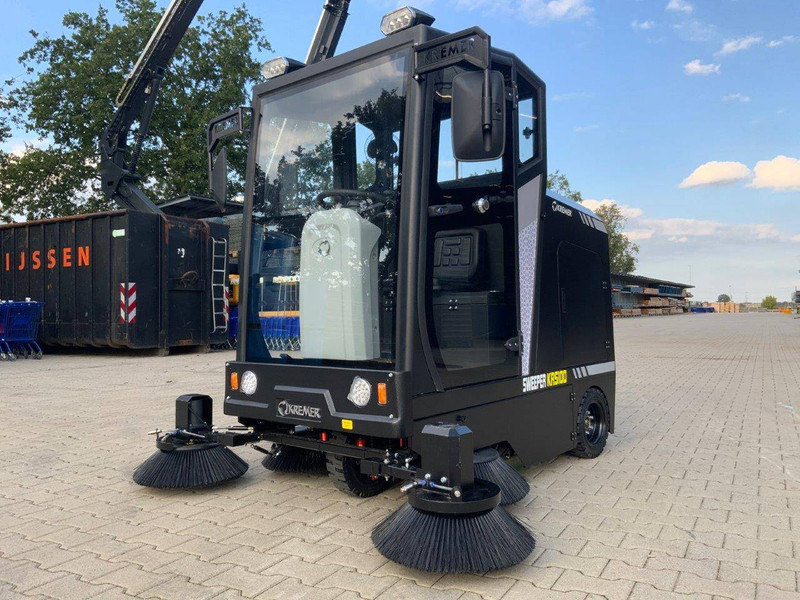 Kremer KRS100 - מטאטא כבישים: תמונה 1 Kremer KRS100 - מטאטא כבישים: תמונה 1