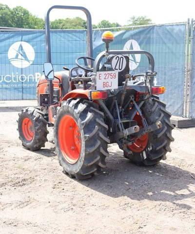 Kubota B2530 - טרקטור חקלאי: תמונה 3 Kubota B2530 - טרקטור חקלאי: תמונה 3
