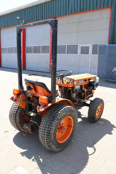 Kubota B6100 D - טרקטור חקלאי: תמונה 5 Kubota B6100 D - טרקטור חקלאי: תמונה 5