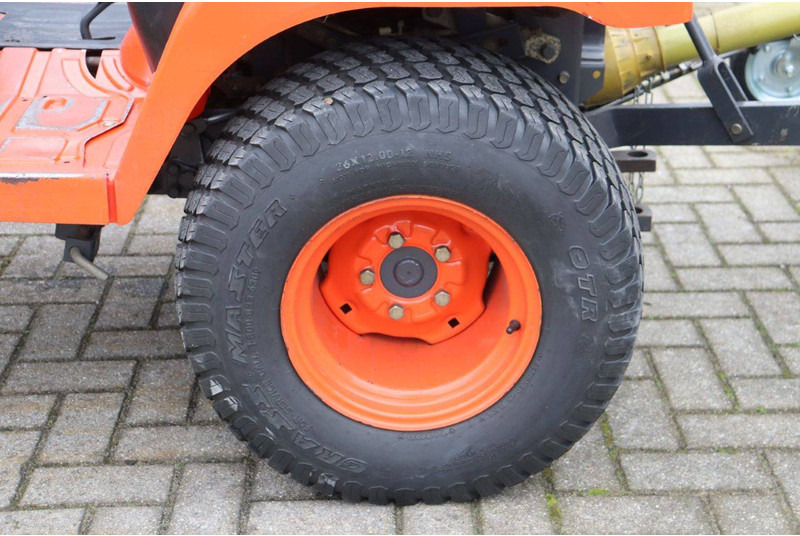 טרקטור חקלאי Kubota BX2350: תמונה 14 טרקטור חקלאי Kubota BX2350: תמונה 14