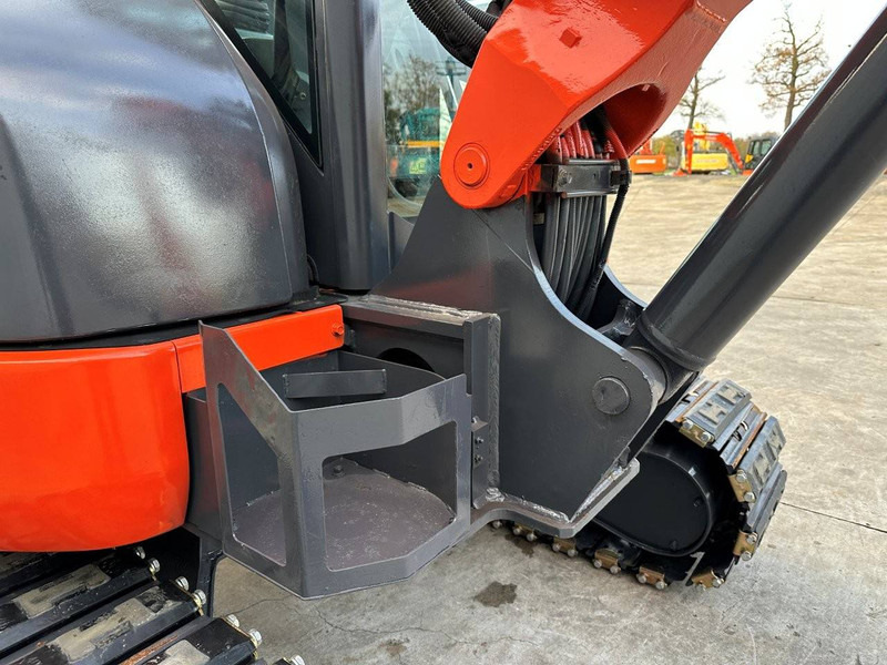מחפר סורק Kubota KX155-5: תמונה 15 מחפר סורק Kubota KX155-5: תמונה 15