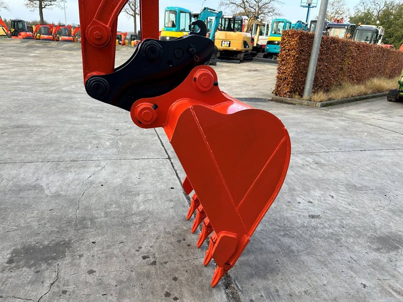 מחפר סורק Kubota KX155-5: תמונה 10 מחפר סורק Kubota KX155-5: תמונה 10