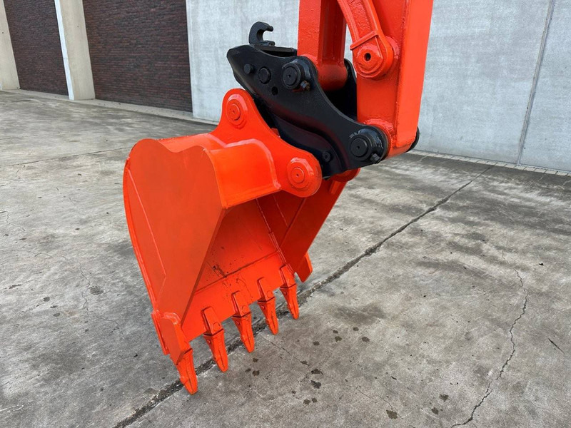 מחפר סורק Kubota KX155-5: תמונה 8 מחפר סורק Kubota KX155-5: תמונה 8