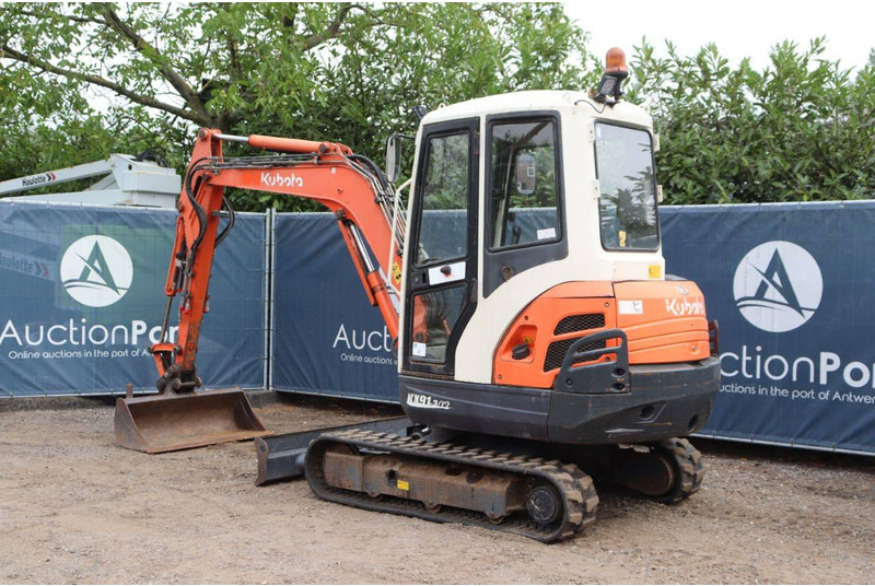 Kubota KX91-3α2 - מחפר סורק: תמונה 3 Kubota KX91-3α2 - מחפר סורק: תמונה 3