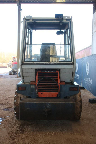 Kubota R510 - מעמיס גלגלים: תמונה 4 Kubota R510 - מעמיס גלגלים: תמונה 4