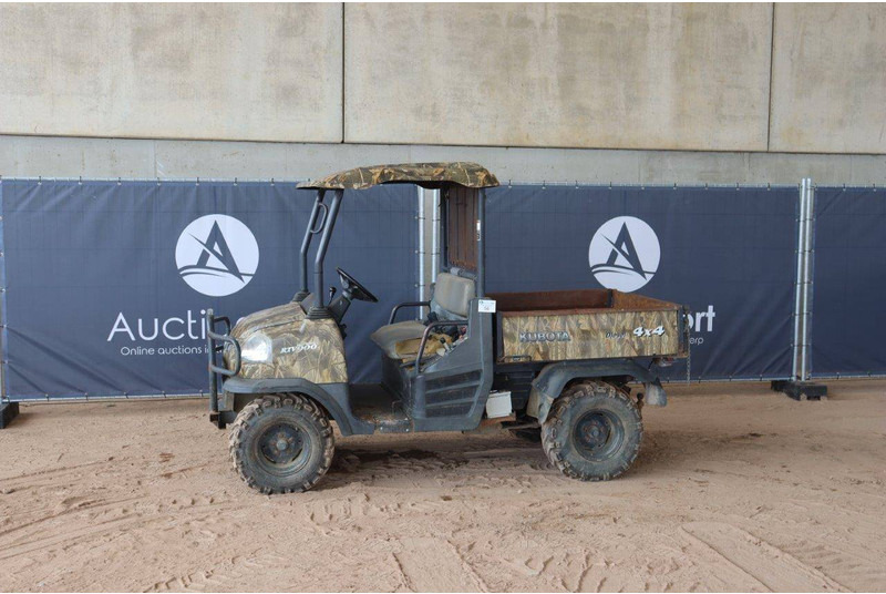 Kubota RTV900 - עגלת גולף: תמונה 1 Kubota RTV900 - עגלת גולף: תמונה 1