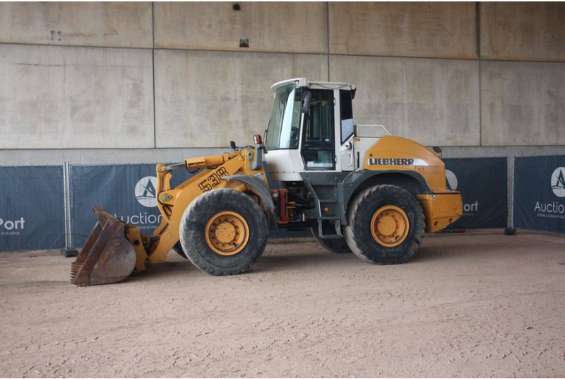 Liebherr L538 - מעמיס גלגלים: תמונה 1 Liebherr L538 - מעמיס גלגלים: תמונה 1