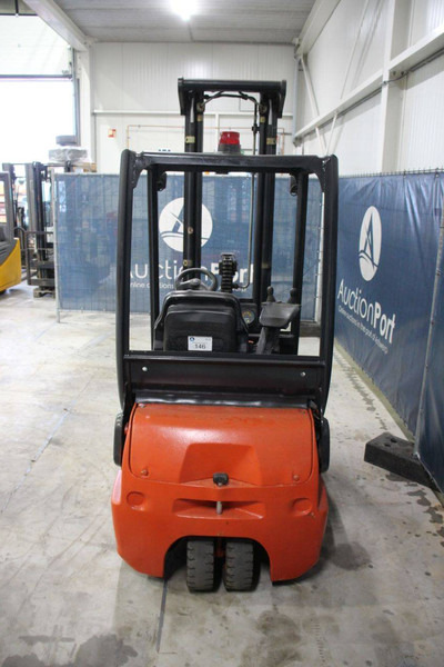 Linde E16C-02 - מלגזה חשמלית: תמונה 4 Linde E16C-02 - מלגזה חשמלית: תמונה 4