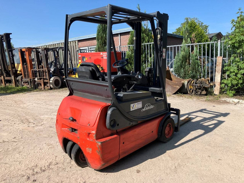 Linde E16C-02 - מלגזה חשמלית: תמונה 4 Linde E16C-02 - מלגזה חשמלית: תמונה 4