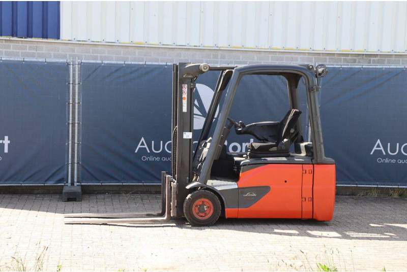 Linde E16L-02 - מלגזה חשמלית: תמונה 1 Linde E16L-02 - מלגזה חשמלית: תמונה 1