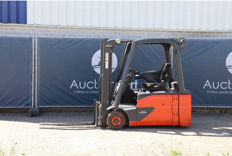 Linde E16L-02 - מלגזה חשמלית: תמונה 1 Linde E16L-02 - מלגזה חשמלית: תמונה 1