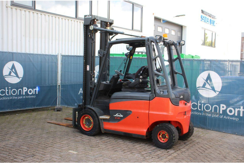 Linde E40H-01/600 - מלגזה חשמלית: תמונה 3 Linde E40H-01/600 - מלגזה חשמלית: תמונה 3