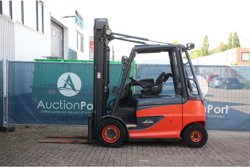 Linde E40H-01/600 - מלגזה חשמלית: תמונה 2 Linde E40H-01/600 - מלגזה חשמלית: תמונה 2