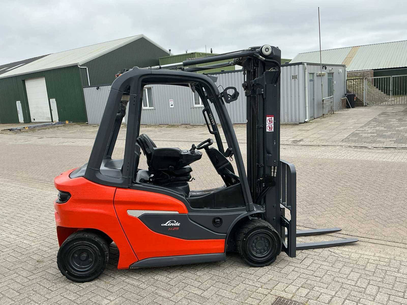 Linde H25D-01 - מלגזת סולר: תמונה 4 Linde H25D-01 - מלגזת סולר: תמונה 4