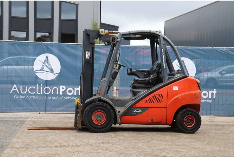 Linde H25D-02 - מלגזת סולר: תמונה 1 Linde H25D-02 - מלגזת סולר: תמונה 1