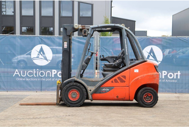 Linde H25D-02 - מלגזת סולר: תמונה 2 Linde H25D-02 - מלגזת סולר: תמונה 2