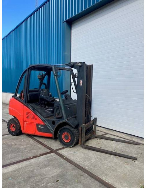 Linde H25T-02 - מלגזת סולר: תמונה 3 Linde H25T-02 - מלגזת סולר: תמונה 3