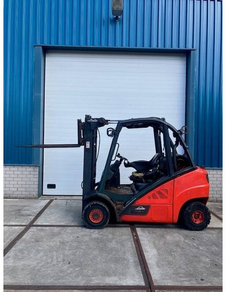 Linde H25T-02 - מלגזת סולר: תמונה 2 Linde H25T-02 - מלגזת סולר: תמונה 2